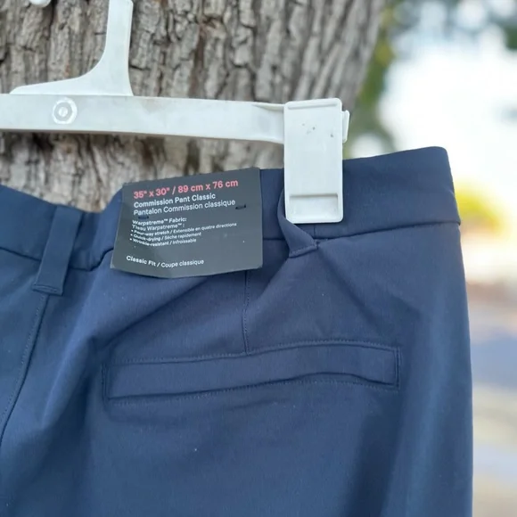 Luluelemon Navy Blue Men's Chinos - Picture 11 of 11